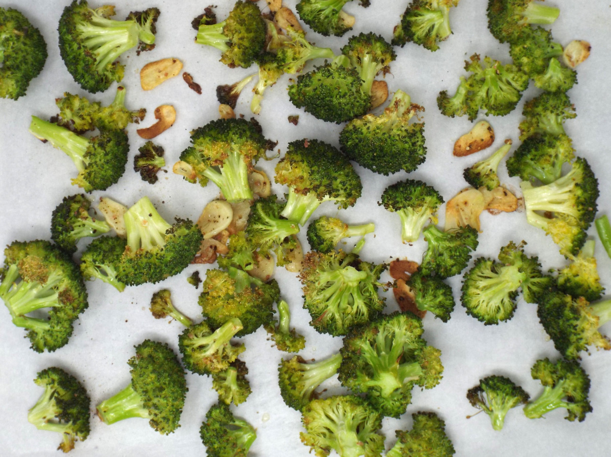 Oven Roasted Broccoli and Garlic recipe