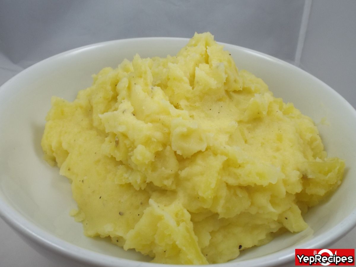 Golden Buttermilk Mashed Potatoes recipe