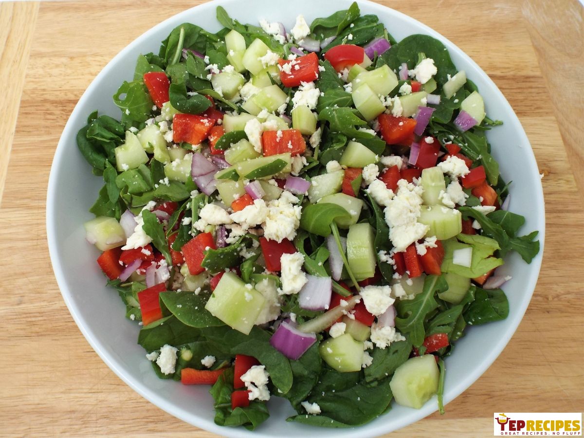 Mediterranean Spinach and Arugula Salad recipe