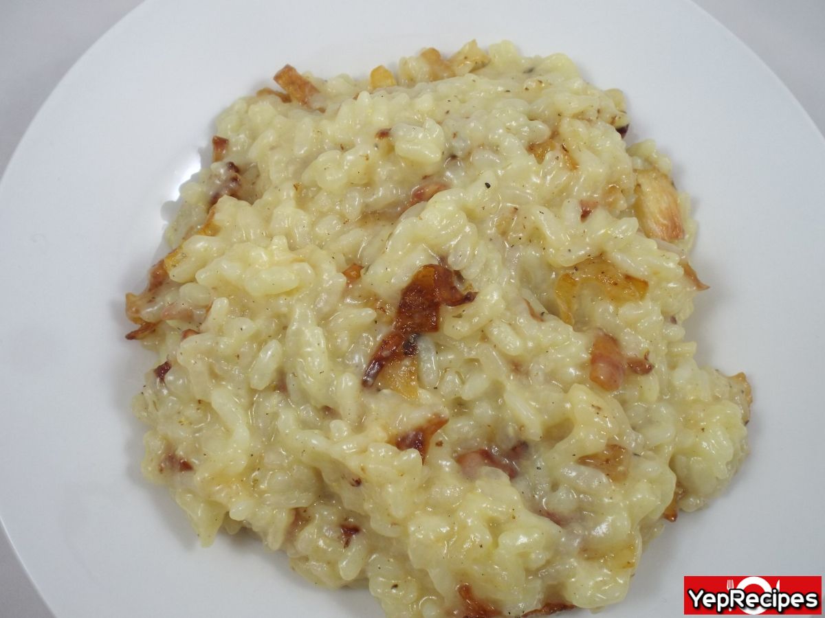 Caramelized Onion Risotto with Bacon and Parmesan recipe