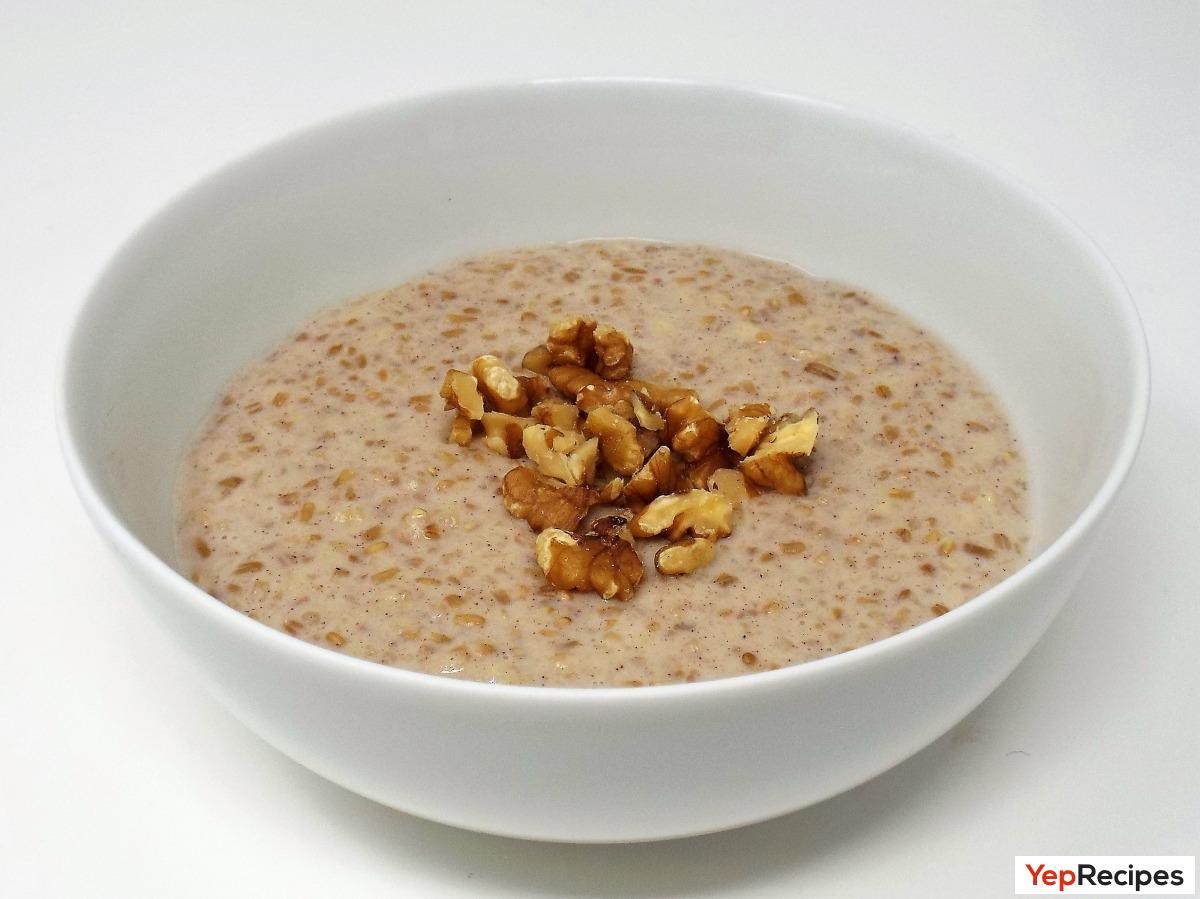 Stovetop Banana and Peanut Butter Oatmeal recipe