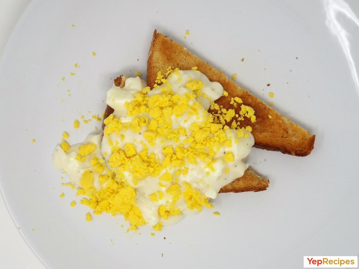 Eggs a la Goldenrod recipe