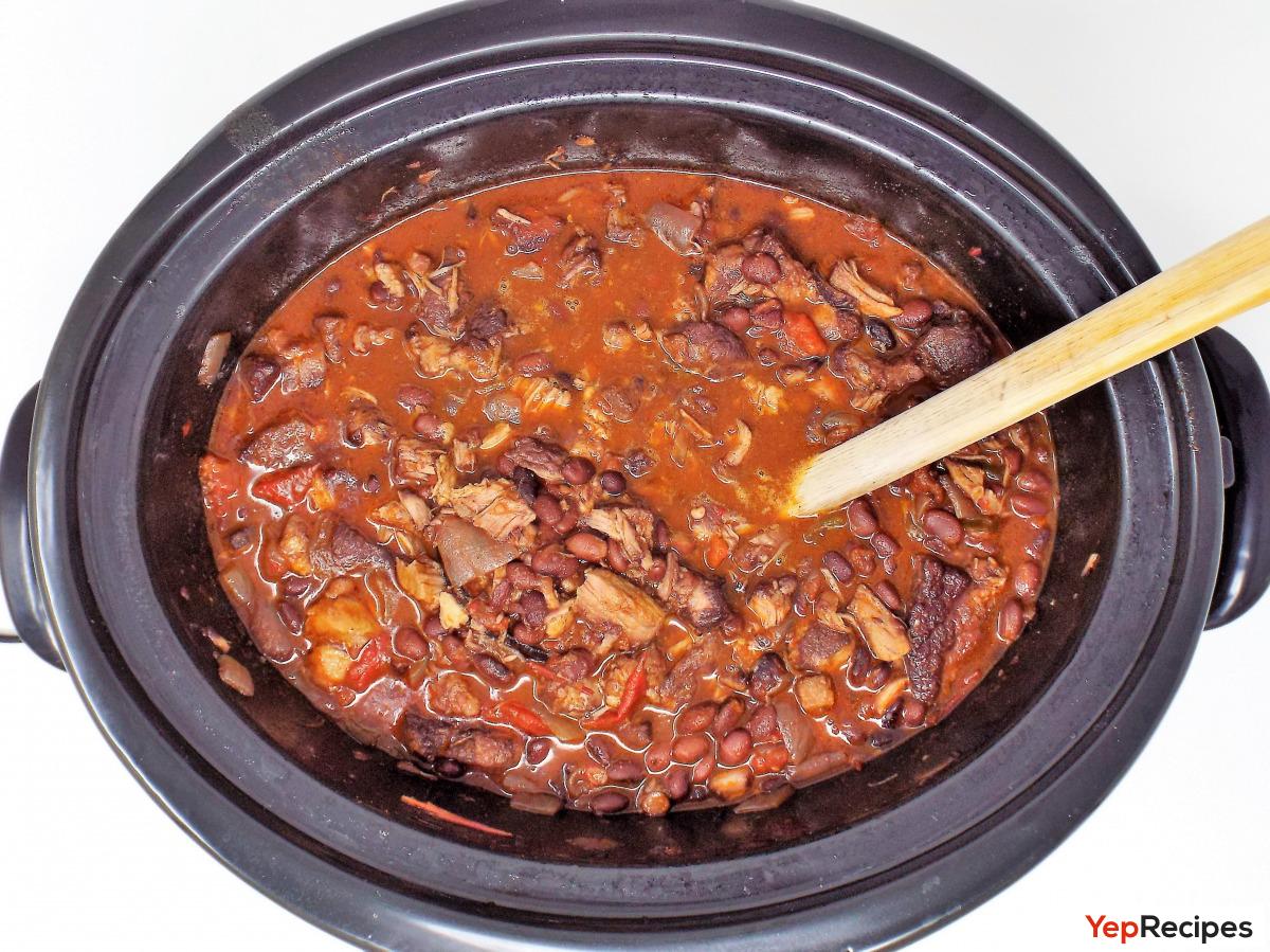 Slow Cooker Pork and Black Bean Chili recipe