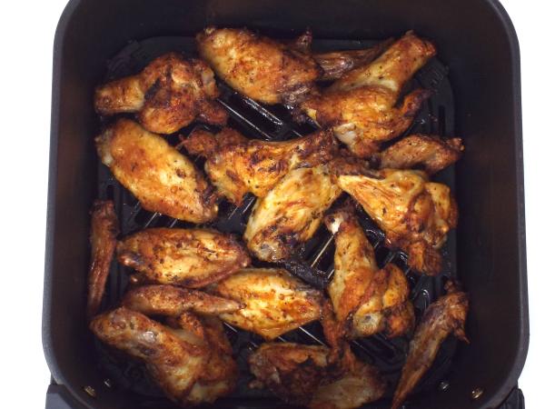 Crispy Cajun Air-Fryer Chicken Wings