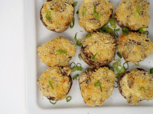 Cheesesteak Stuffed Mushrooms