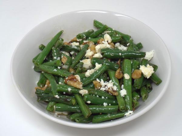 Green Bean and Walnut Salad with Feta Cheese