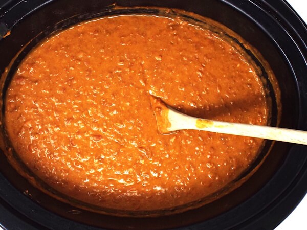 Slow Cooker Ground Beef and Smashed Pinto Beans