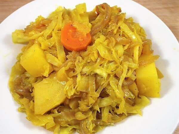 Atakilt Wat (Ethiopian Cabbage Potato & Carrots)