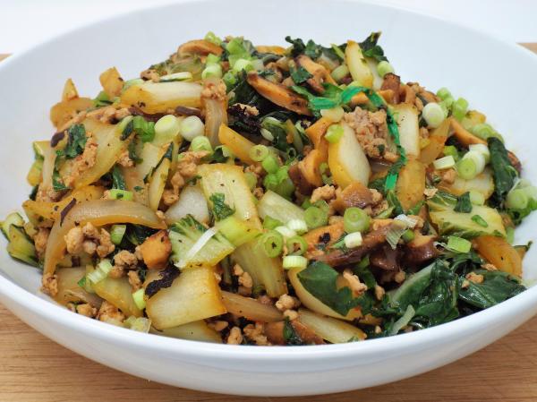 Sriracha Ground Pork and Bok Choy Stir Fry