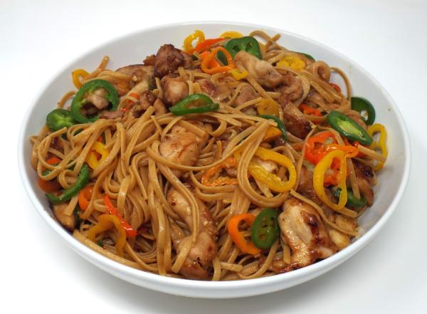 Chicken and Pepper Noodles