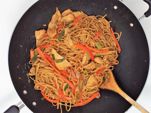 Chicken Chow Fun