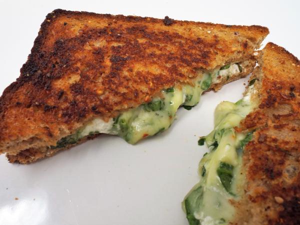 Baked Spinach and Goat Cheese Sandwiches recipe
