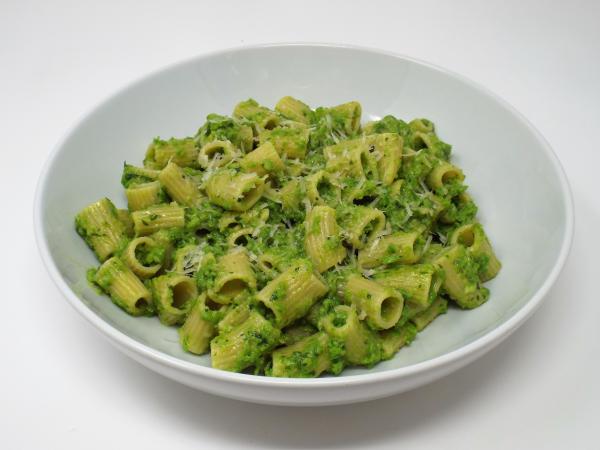 Pea and Parsley Pesto Pasta