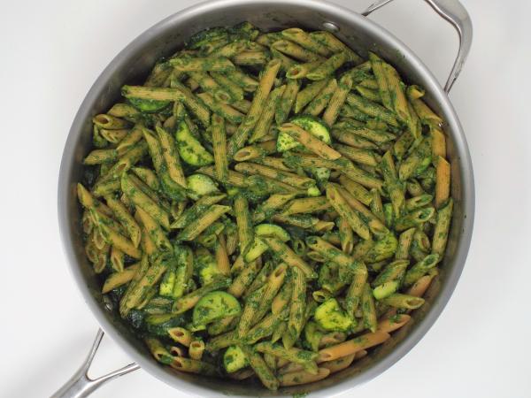 Zucchini and Spinach Pesto Pasta