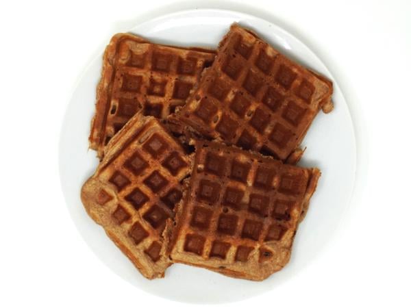 Banana Cinnamon Oat Waffles