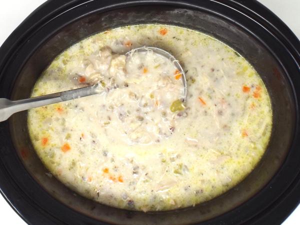 Slow Cooker Chicken and Wild Rice Soup